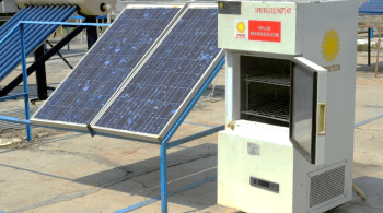 Solar PV refrigerator